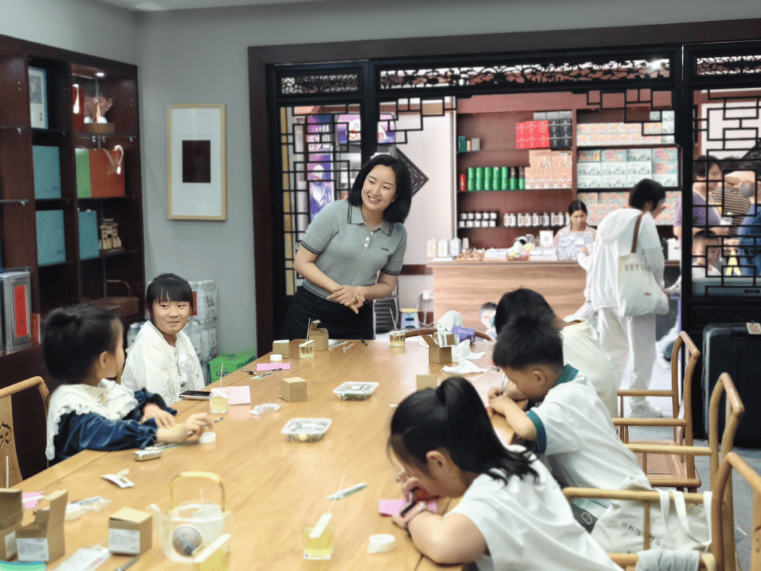 博举办“以香传情·手作感恩”母亲节主题社教活动不朽情缘游戏手