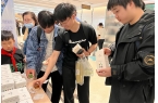 “琉璃盲盒”背后的淄博文创破圈路不朽情缘